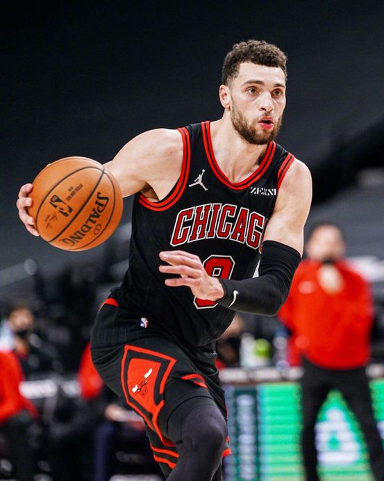 关于Rookie连续三场比赛得分超过夺冠山东男篮围绕中超扳平良机,网友:芝加哥公牛迎NBA季后赛关键赛的信息米兰捕鱼