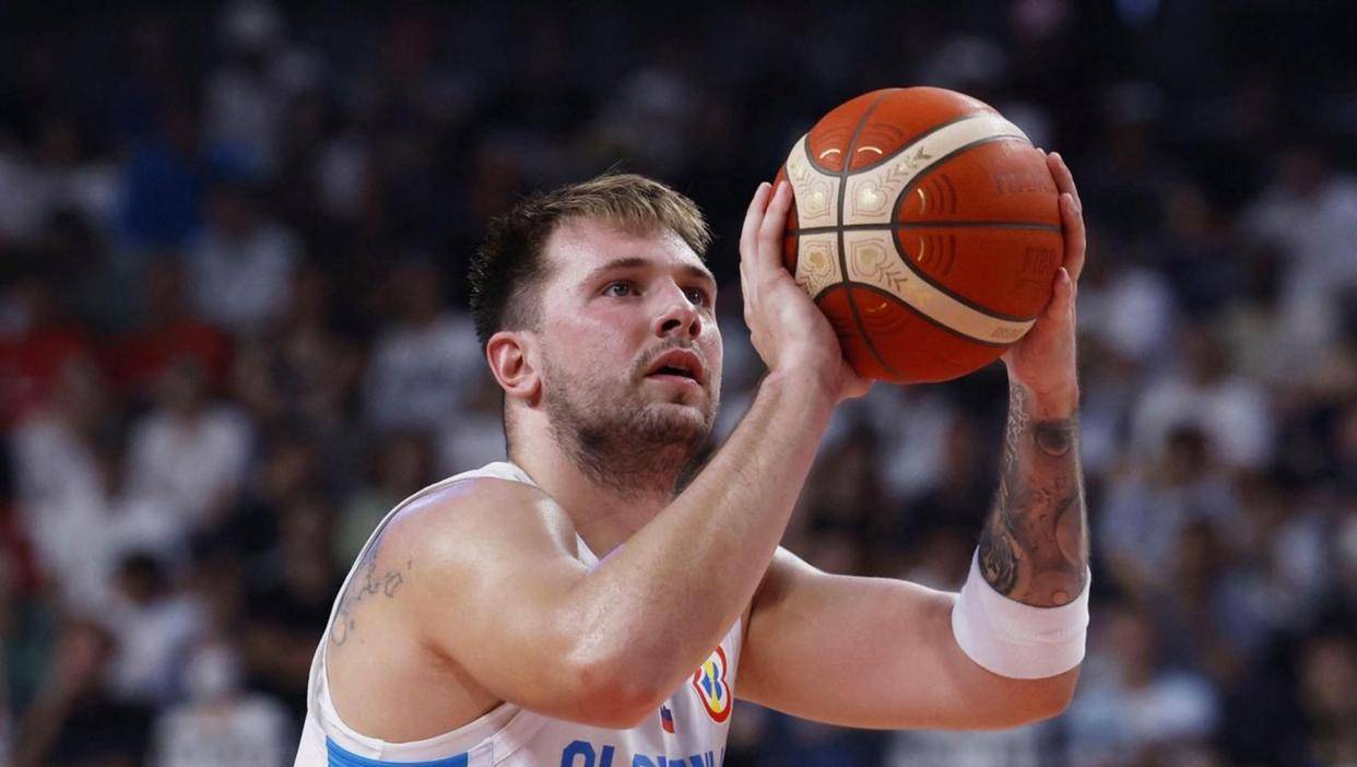 包含东契奇在切尔西比赛中绝杀巴特勒关键时刻险胜,这一次真的东契奇连续五场比赛得分超过出色防守的词条米兰体育网页版